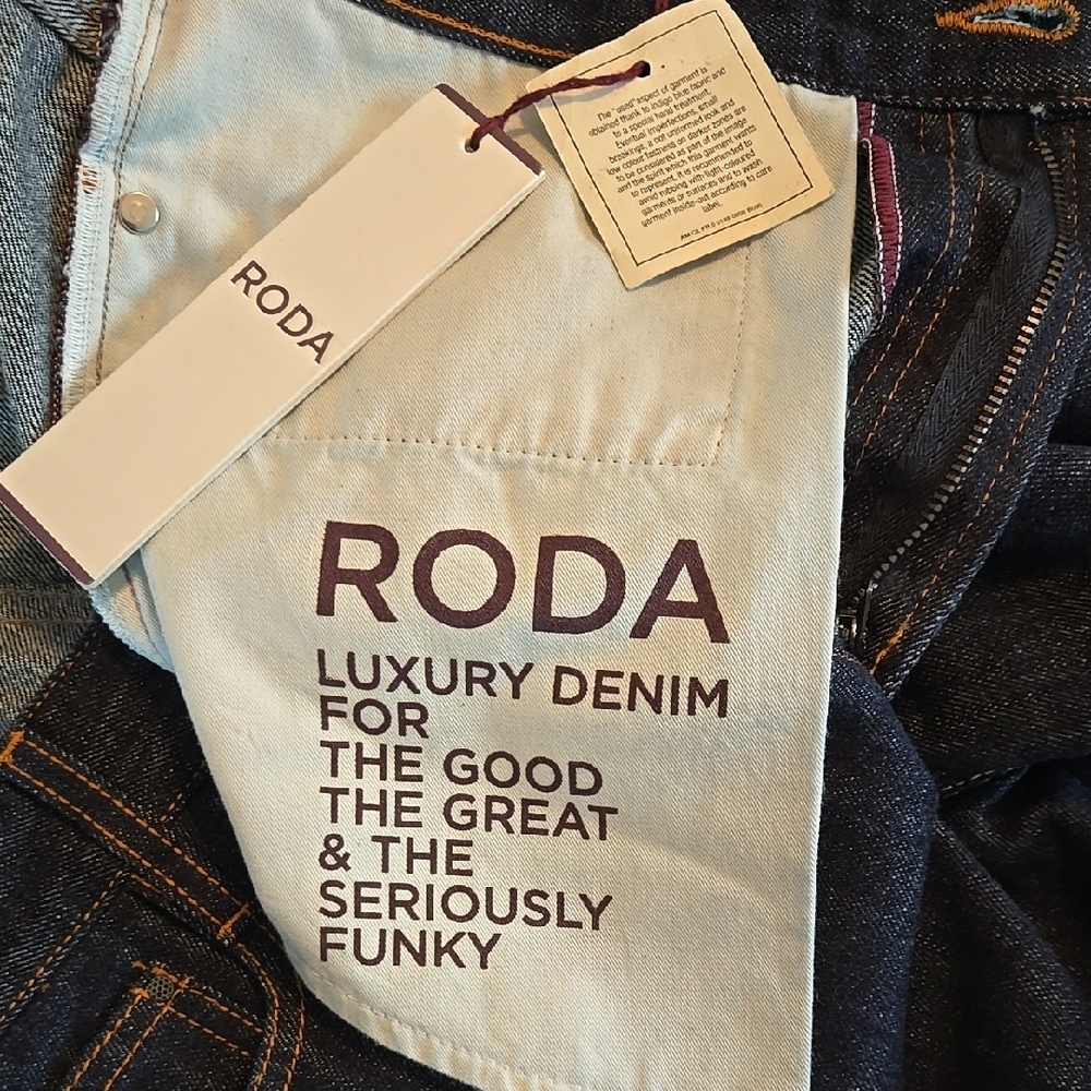 RODA Men's Dark Wash Blue Jeans. - Picture 5 of 13